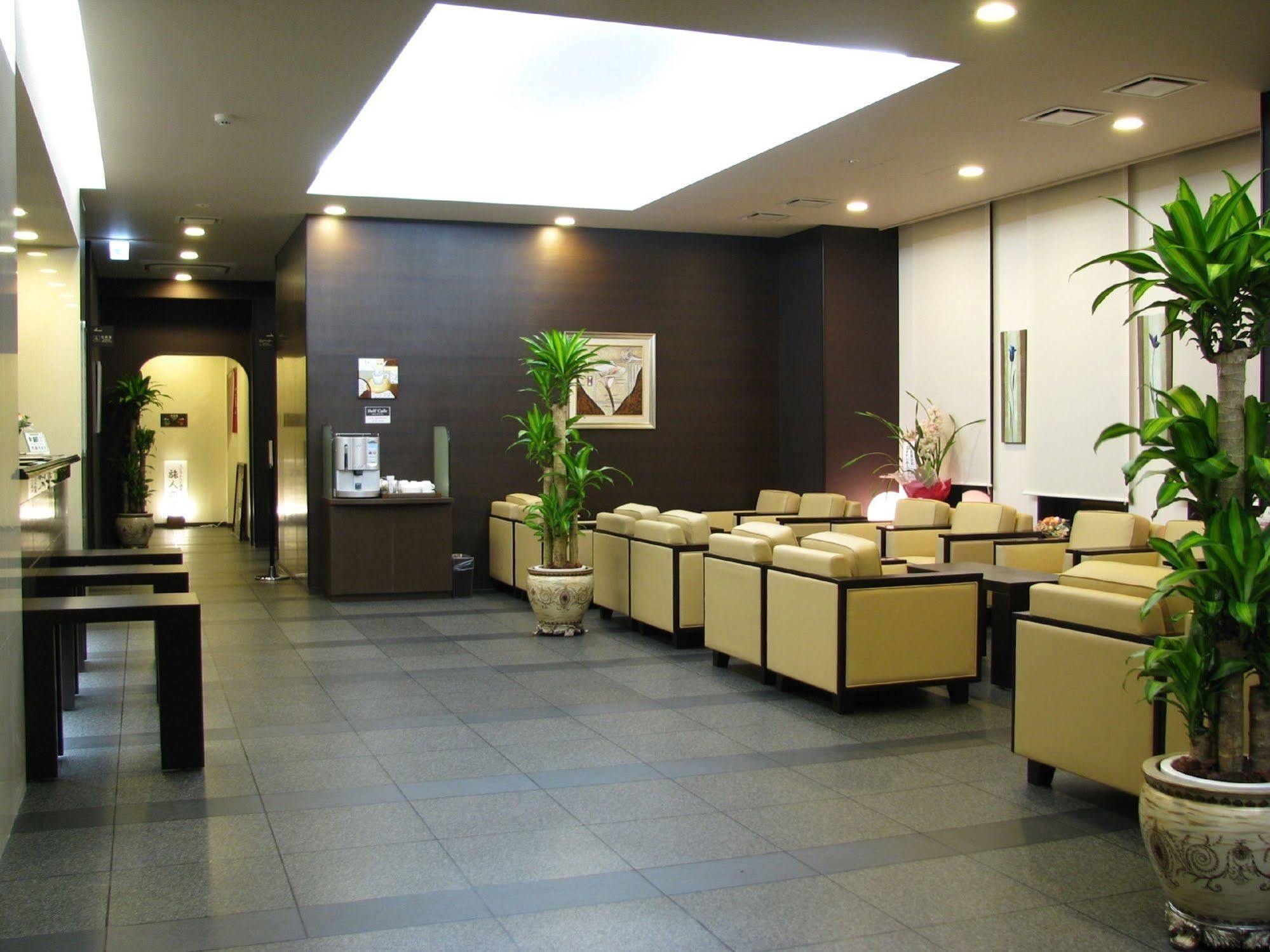 Hotel Route-Inn Hanamaki Exteriör bild