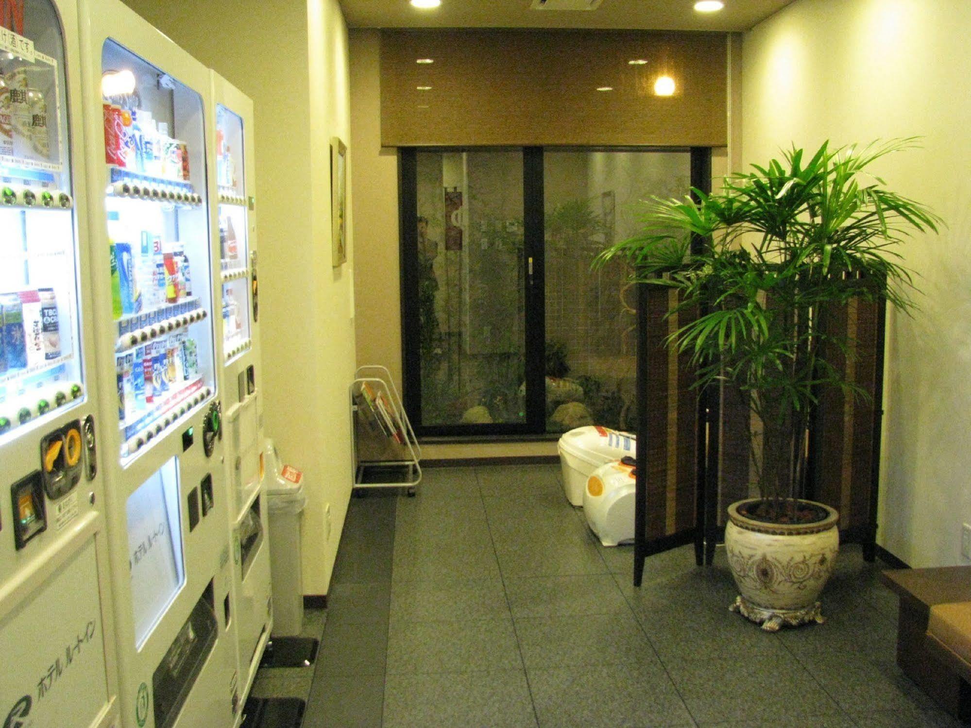 Hotel Route-Inn Hanamaki Exteriör bild